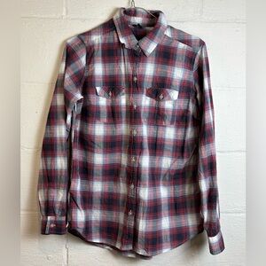 Eddie Bauer Woman’s Fall Flannel Casual Long Sleeve Button Up Shirt Size Medium